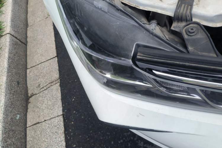 Used Toyota Corolla 2021 Dual-Engine 1.8L E-CVT Pioneer Edition Right Front Headlight