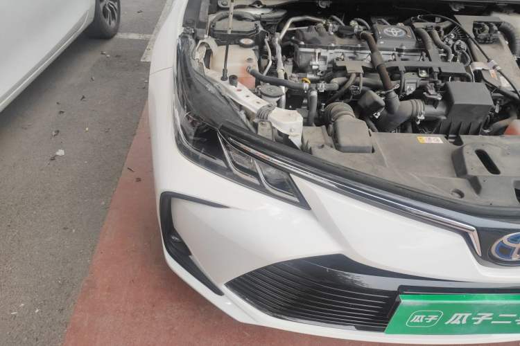Used Toyota Corolla 2021 Dual-Motor 1.8L E-CVT Elite Edition Right Front Headlight