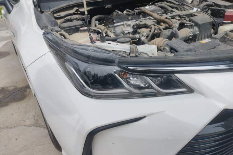 Used Toyota Corolla 2021 Dual-Motor 1.8L E-CVT Elite Edition Right Front Headlight