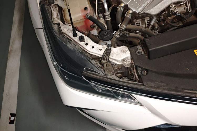 Used Toyota Corolla 2021 1.2T S-CVT Luxury Edition Right Front Headlight