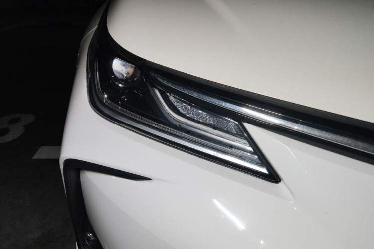 Used Toyota Corolla 2021 TNGA 1.5L CVT Elite Edition Right Front Headlight