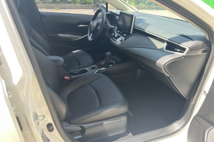 Used Toyota Corolla 2021 1.2T S-CVT Elite PLUS Edition Right Front Seat
