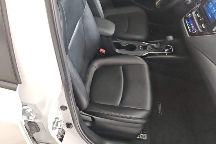 Used Toyota Corolla 2021 TNGA 1.5L CVT Elite Edition Right Front Seat