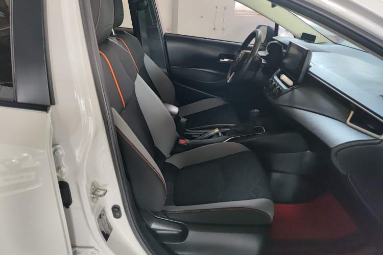 Used Toyota Corolla 2021 1.2T S-CVT Pioneer PLUS Edition Right Front Seat