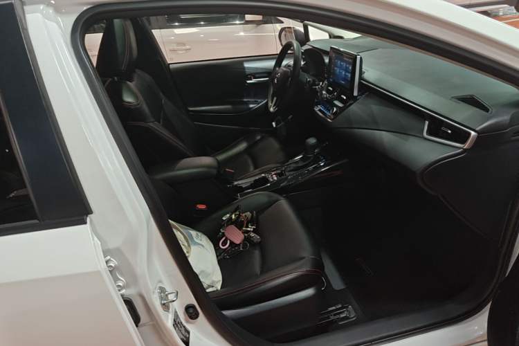 Used Toyota Corolla 2021 1.2T S-CVT Elite Edition Right Front Seat
