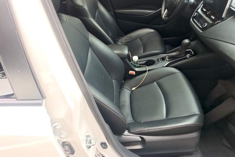 Used Toyota Corolla 2021 1.2T S-CVT Elite PLUS Edition Right Front Seat