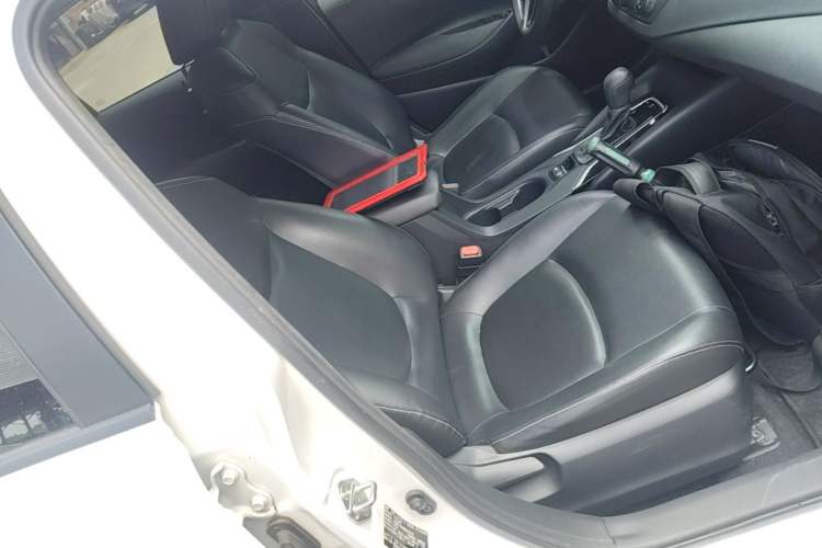 Used Toyota Corolla 2021 TNGA 1.5L CVT Pioneer Edition Right Front Seat