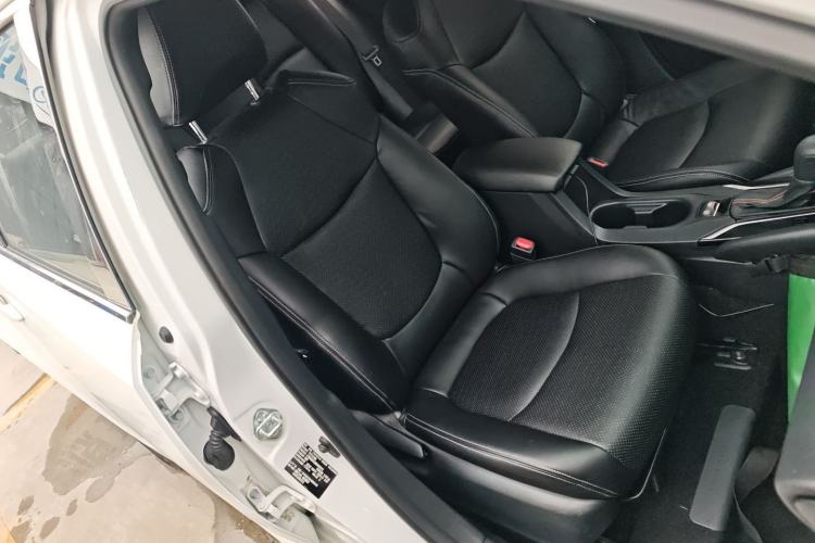 Used Toyota Corolla 2021 1.2T S-CVT Pioneer PLUS Edition Right Front Seat