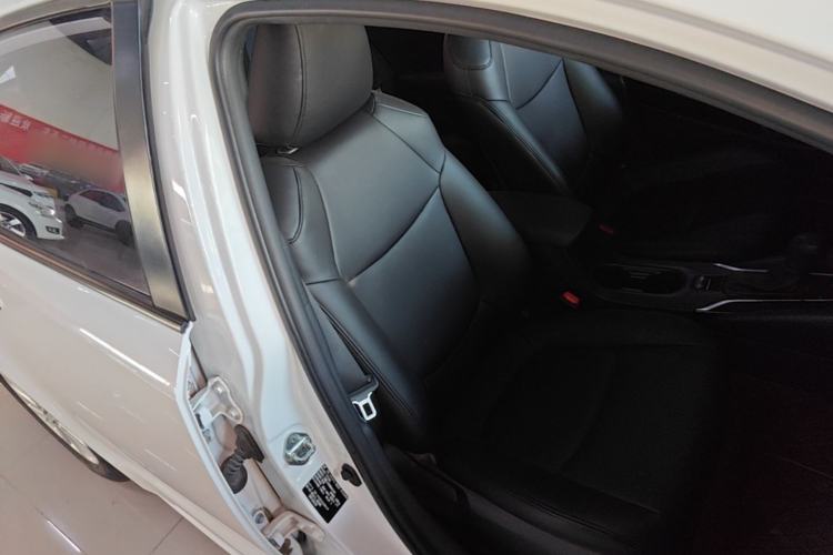 Used Toyota Corolla 2021 TNGA 1.5L CVT Elite Edition Right Front Seat