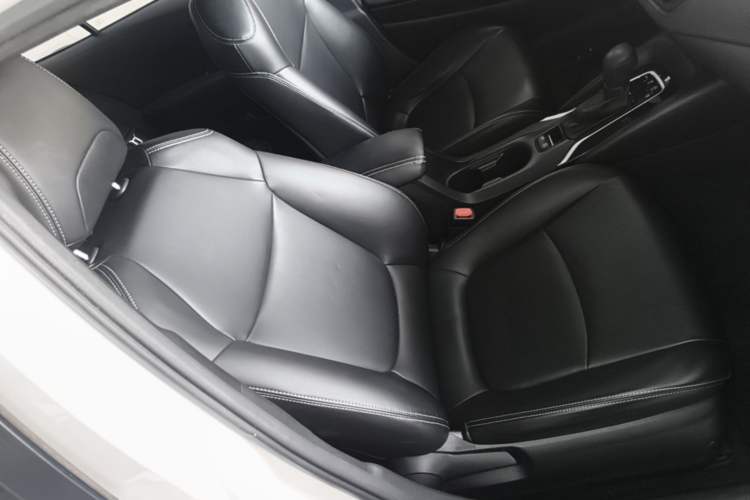 Used Toyota Corolla 2021 1.2T S-CVT Pioneer Edition Right Front Seat