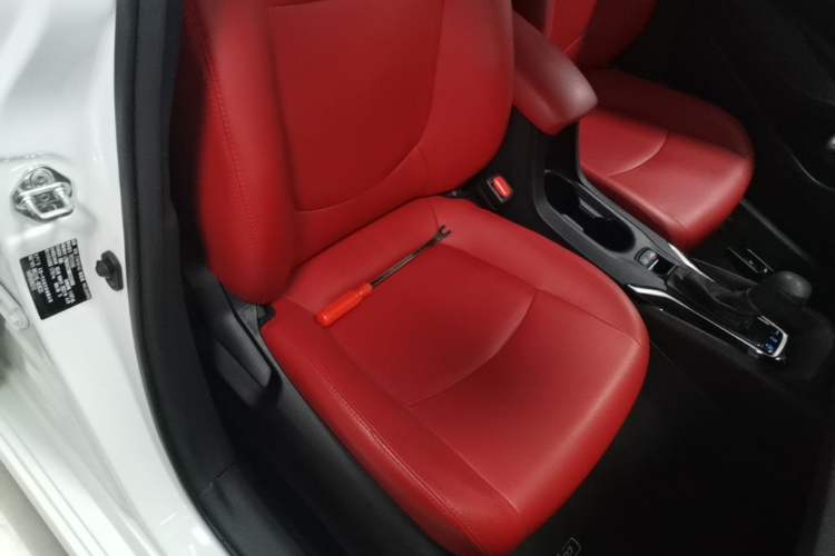 Used Toyota Corolla 2021 1.2T S-CVT Elite PLUS Edition Right Front Seat