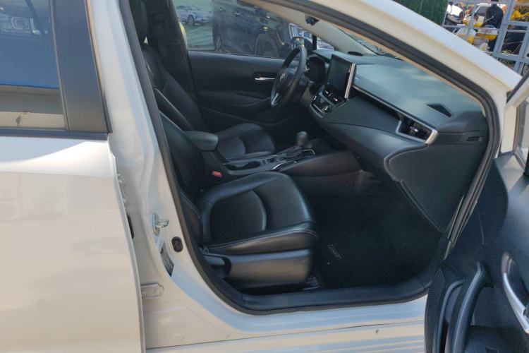 Used Toyota Corolla 2021 1.2T S-CVT Elite Edition Right Front Seat