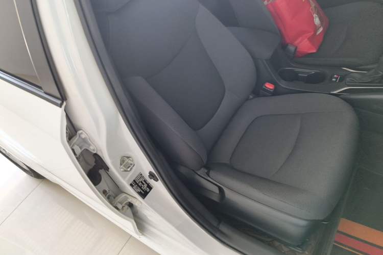 Used Toyota Corolla 2021 TNGA 1.5L CVT Pioneer Edition Right Front Seat