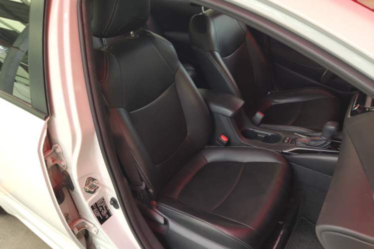 Used Toyota Corolla 2021 1.2T S-CVT Elite PLUS Edition Right Front Seat