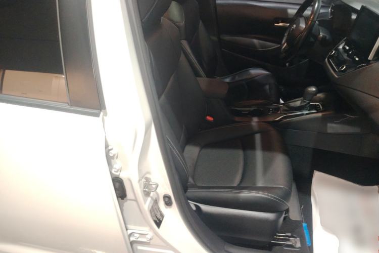 Used Toyota Corolla 2021 1.2T S-CVT Elite Edition Right Front Seat