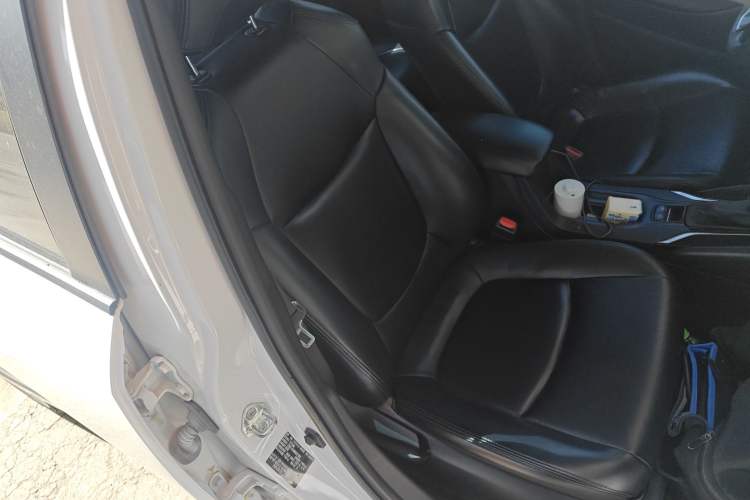 Used Toyota Corolla 2021 TNGA 1.5L CVT Pioneer Edition Right Front Seat