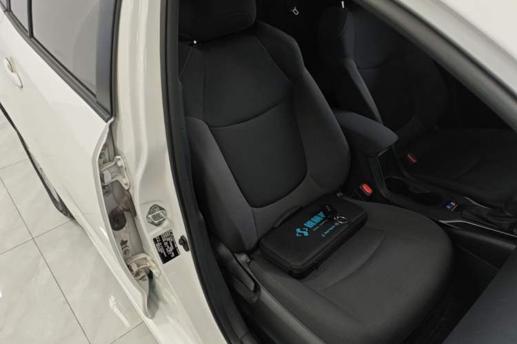 Used Toyota Corolla 2021 TNGA 1.5L CVT Elite Edition Right Front Seat