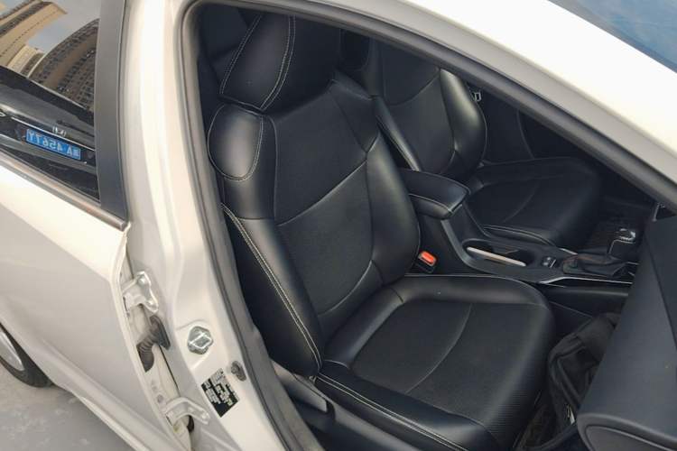 Used Toyota Corolla 2021 1.2T S-CVT Elite PLUS Edition Right Front Seat
