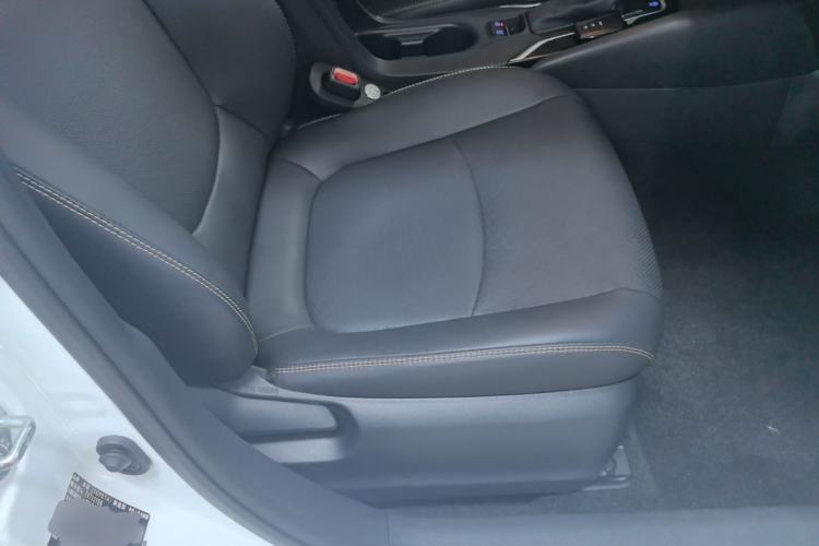 Used Toyota Corolla 2021 1.2T S-CVT Luxury Edition Right Front Seat