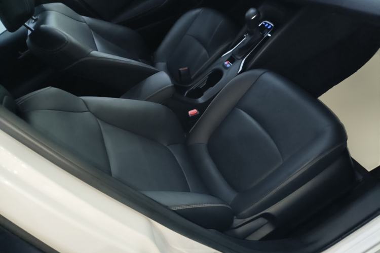 Used Toyota Corolla 2021 1.2T S-CVT Luxury Edition Right Front Seat