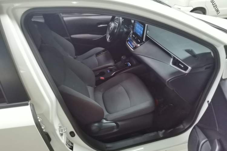 Used Toyota Corolla 2021 1.2T S-CVT Elite Edition Right Front Seat