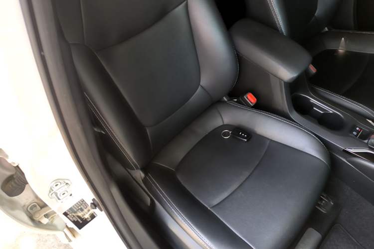 Used Toyota Corolla 2021 1.2T S-CVT Elite PLUS Edition Right Front Seat