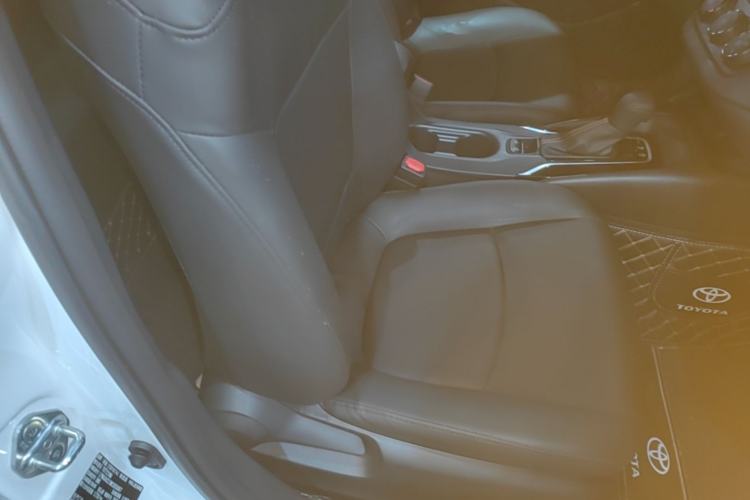 Used Toyota Corolla 2021 1.2T S-CVT Pioneer PLUS Edition Right Front Seat