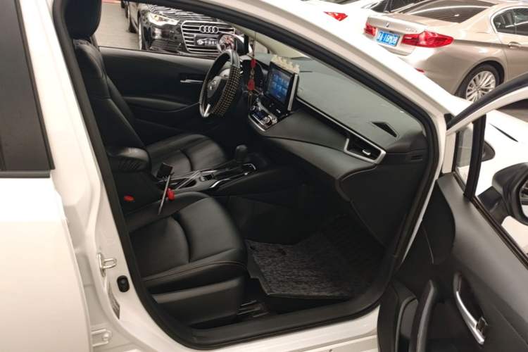 Used Toyota Corolla 2021 TNGA 1.5L CVT Elite Edition Right Front Seat