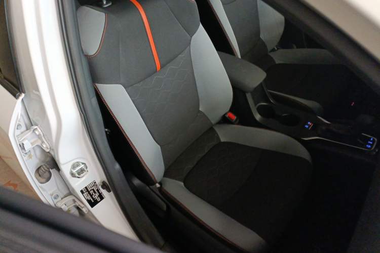 Used Toyota Corolla 2021 1.2T S-CVT Elite Edition Right Front Seat