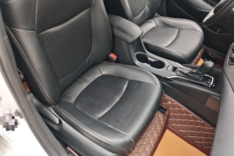 Used Toyota Corolla 2021 1.2T S-CVT Pioneer PLUS Edition Right Front Seat