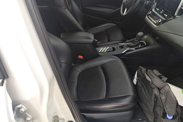 Used Toyota Corolla 2021 1.2T S-CVT Elite PLUS Edition Right Front Seat