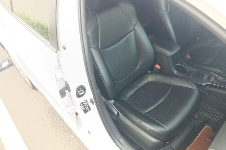 Used Toyota Corolla 2021 1.2T S-CVT Elite PLUS Edition Right Front Seat