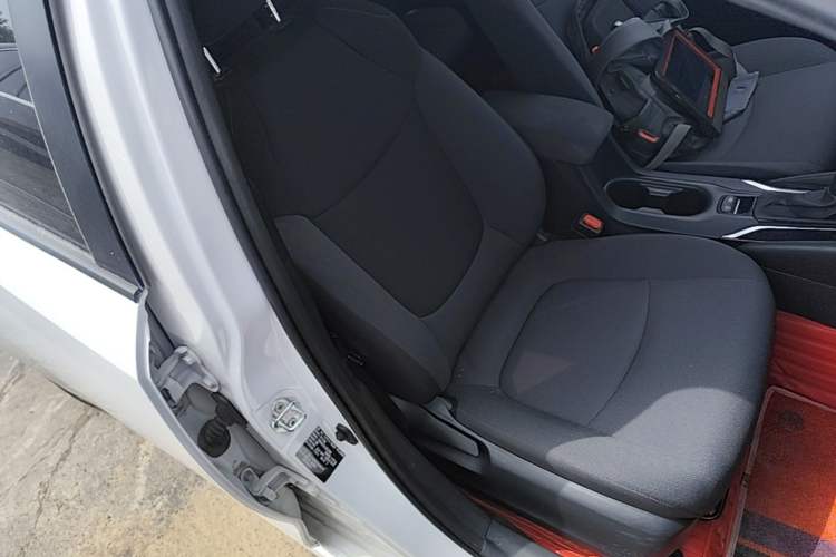 Used Toyota Corolla 2021 1.2T S-CVT Pioneer Edition Right Front Seat