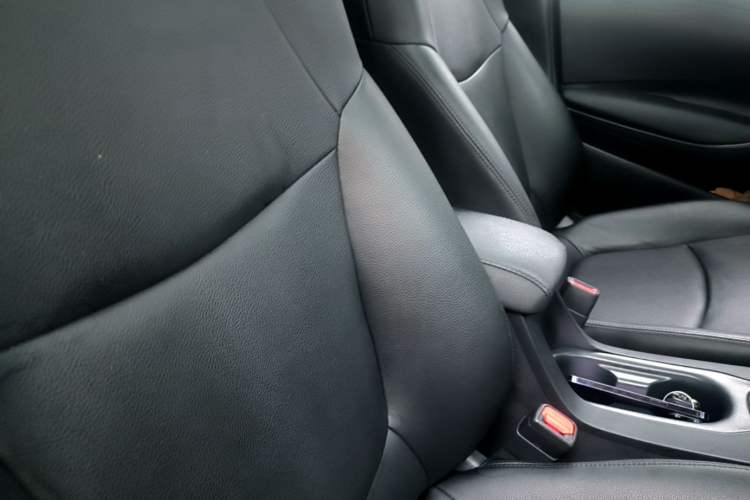 Used Toyota Corolla 2021 1.2T S-CVT Elite Edition Right Front Seat