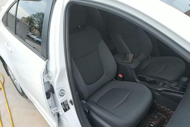 Used Toyota Corolla 2021 TNGA 1.5L CVT Pioneer Edition Right Front Seat