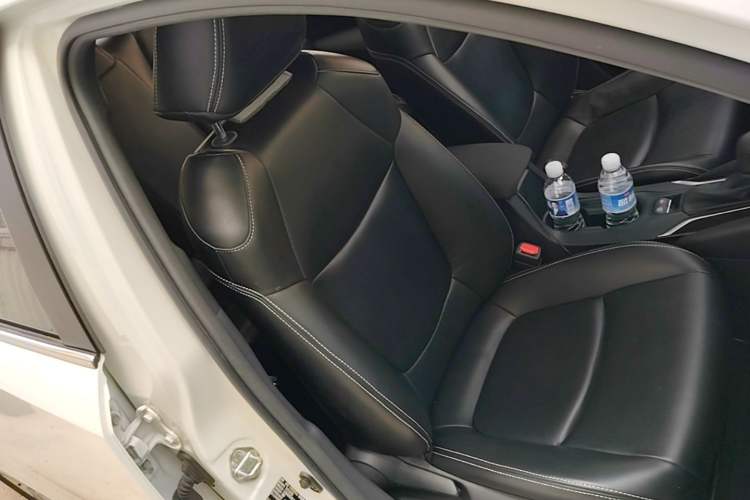 Used Toyota Corolla 2021 1.2T S-CVT Elite Edition Right Front Seat