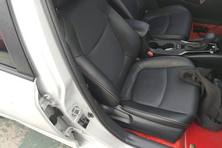 Used Toyota Corolla 2021 1.2T S-CVT Elite PLUS Edition Right Front Seat