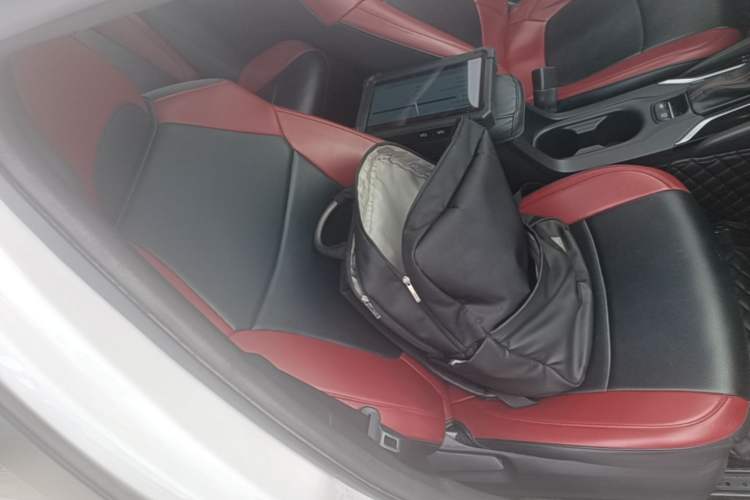 Used Toyota Corolla 2021 1.2T S-CVT Elite PLUS Edition Right Front Seat