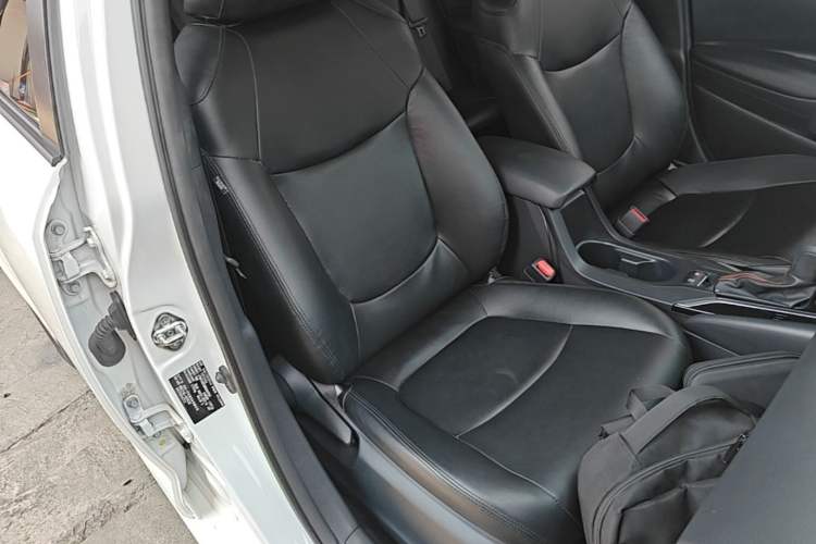 Used Toyota Corolla 2021 1.2T S-CVT Elite PLUS Edition Right Front Seat