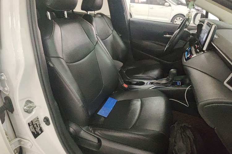 Used Toyota Corolla 2021 1.2T S-CVT Elite PLUS Edition Right Front Seat