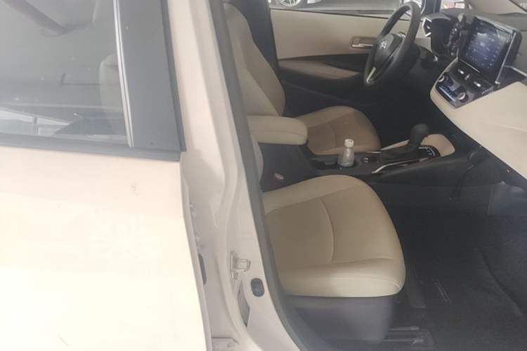 Used Toyota Corolla 2021 1.2T S-CVT Elite Edition Right Front Seat