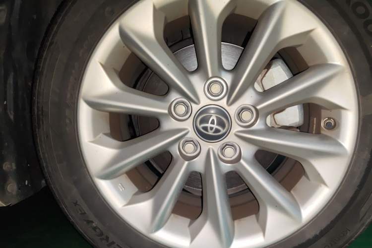 Used Toyota Corolla 2021 1.2T S-CVT Elite PLUS Edition Right Front Wheel Hub