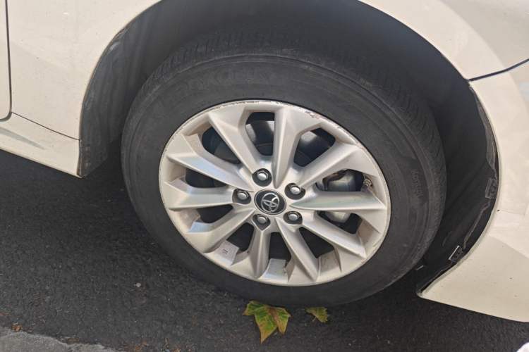 Used Toyota Corolla 2021 1.2T S-CVT Luxury Edition Right Front Wheel Hub