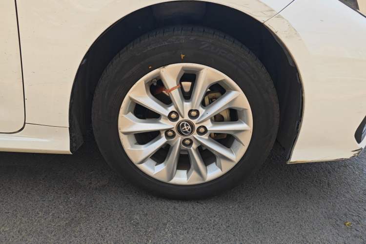 Used Toyota Corolla 2021 Dual-Motor 1.8L E-CVT Elite Edition Right Front Wheel Hub