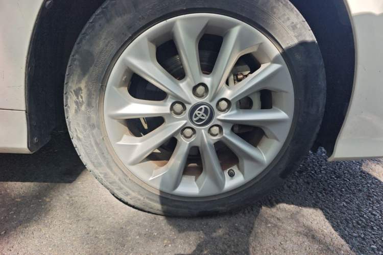 Used Toyota Corolla 2021 Dual-Motor 1.8L E-CVT Elite Edition Right Front Wheel Hub