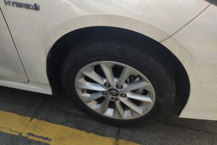 Used Toyota Corolla 2021 Dual-Motor 1.8L E-CVT Elite Edition Right Front Wheel Hub
