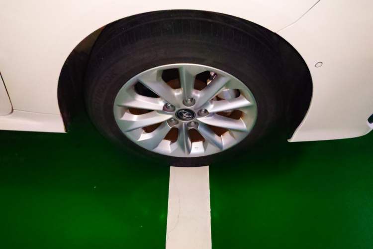 Used Toyota Corolla 2021 1.2T S-CVT Luxury Edition Right Front Wheel Hub