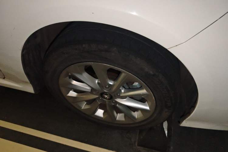 Used Toyota Corolla 2021 Dual-Motor 1.8L E-CVT Elite Edition Right Front Wheel Hub