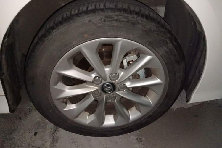 Used Toyota Corolla 2021 1.2T S-CVT Luxury Edition Right Front Wheel Hub
