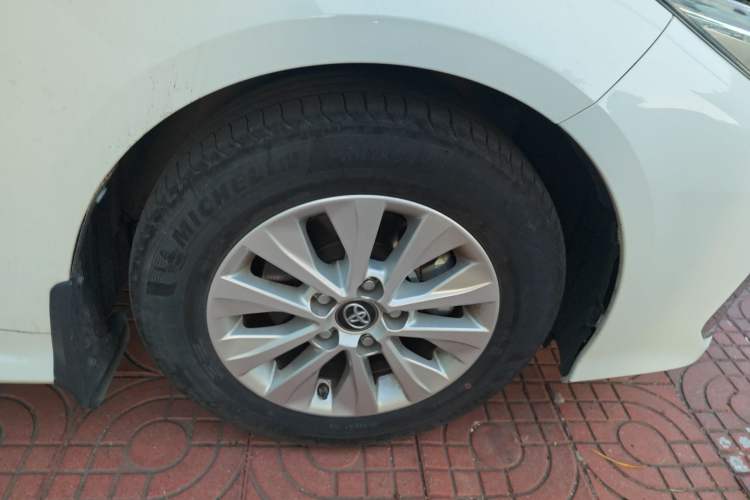 Used Toyota Corolla 2021 TNGA 1.5L CVT Elite Edition Right Front Wheel Hub